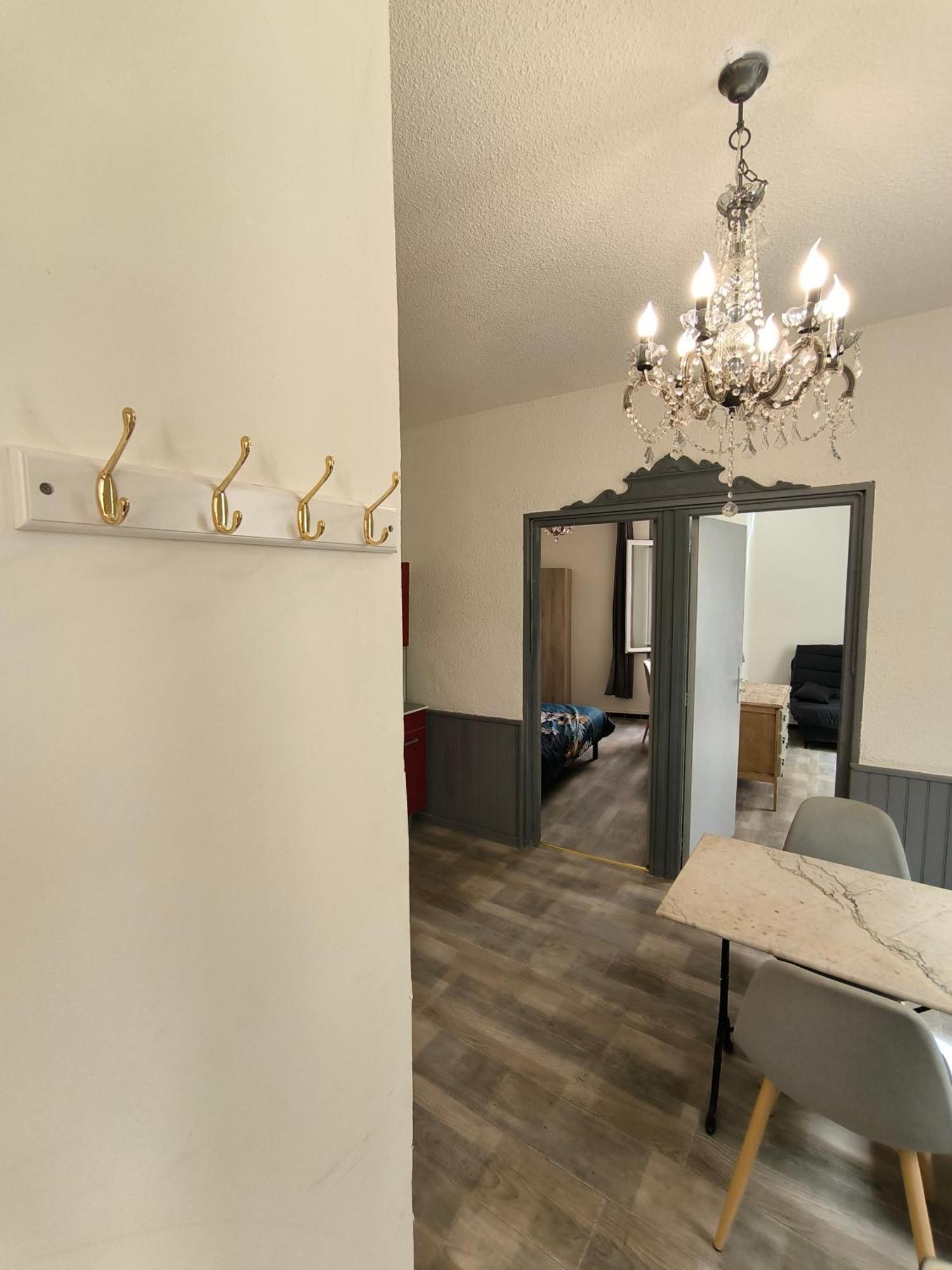 Appartement Chaleureux Dans Le Centre De 贝济耶 外观 照片