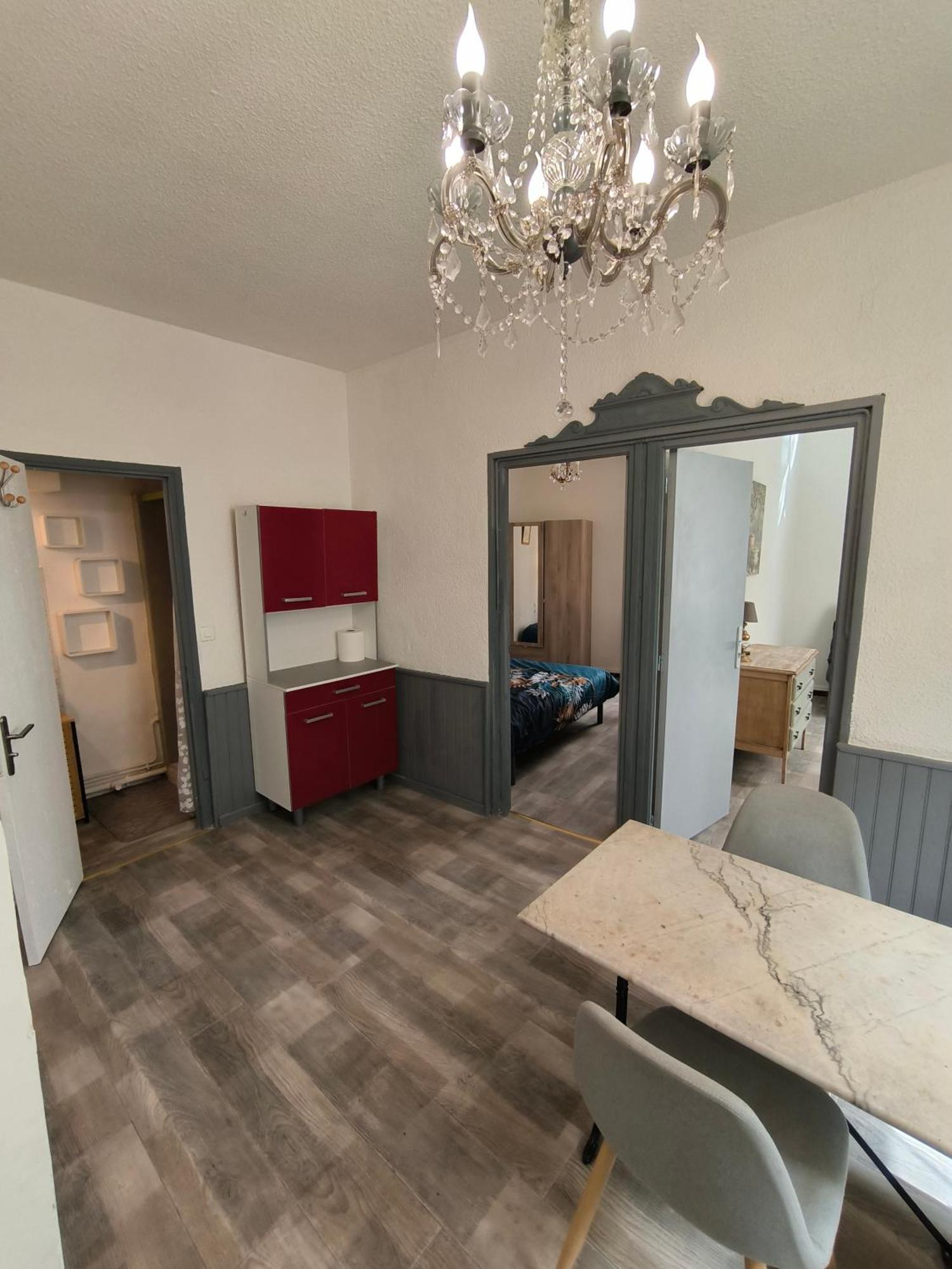 Appartement Chaleureux Dans Le Centre De 贝济耶 外观 照片
